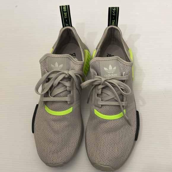 ADIDAS NMD_R1 SIGNAL GREEN RUNNING SNEAKERS MENS SIZE 12 - Picture 2 of 16